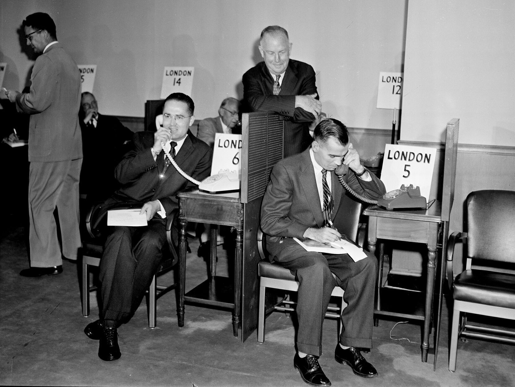 1927: Telephone Service